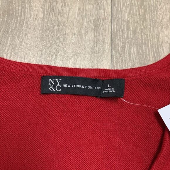 NWT New York & Company Red Holiday V-Neck Pocket Tunic Pullover Sweater - Picture 3 of 8